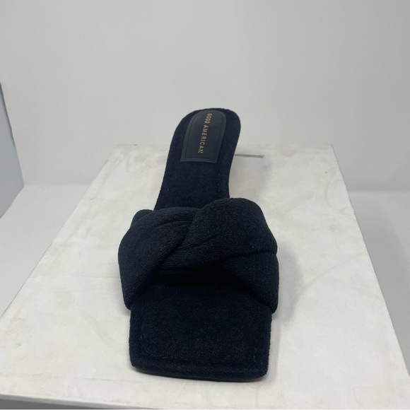 Good American Black Heeled Sandals - Picture 9 of 10